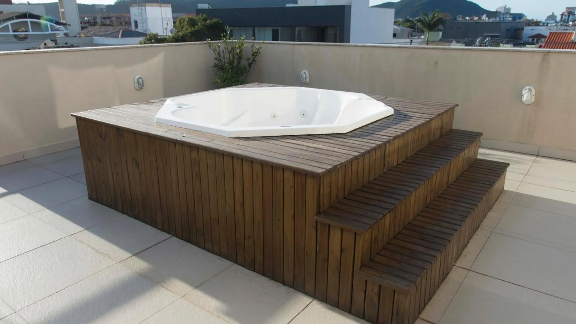 Cobertura No Centrinho Dos Ingleses Com Jacuzzi Privativa Ing-010-1303 Florianópolis 0*,