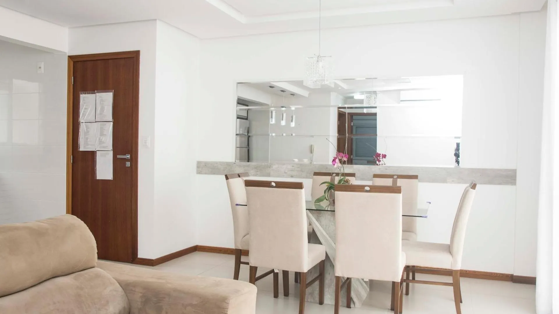 Cobertura No Centrinho Dos Ingleses Com Jacuzzi Privativa Ing-010-1303 Florianopolis