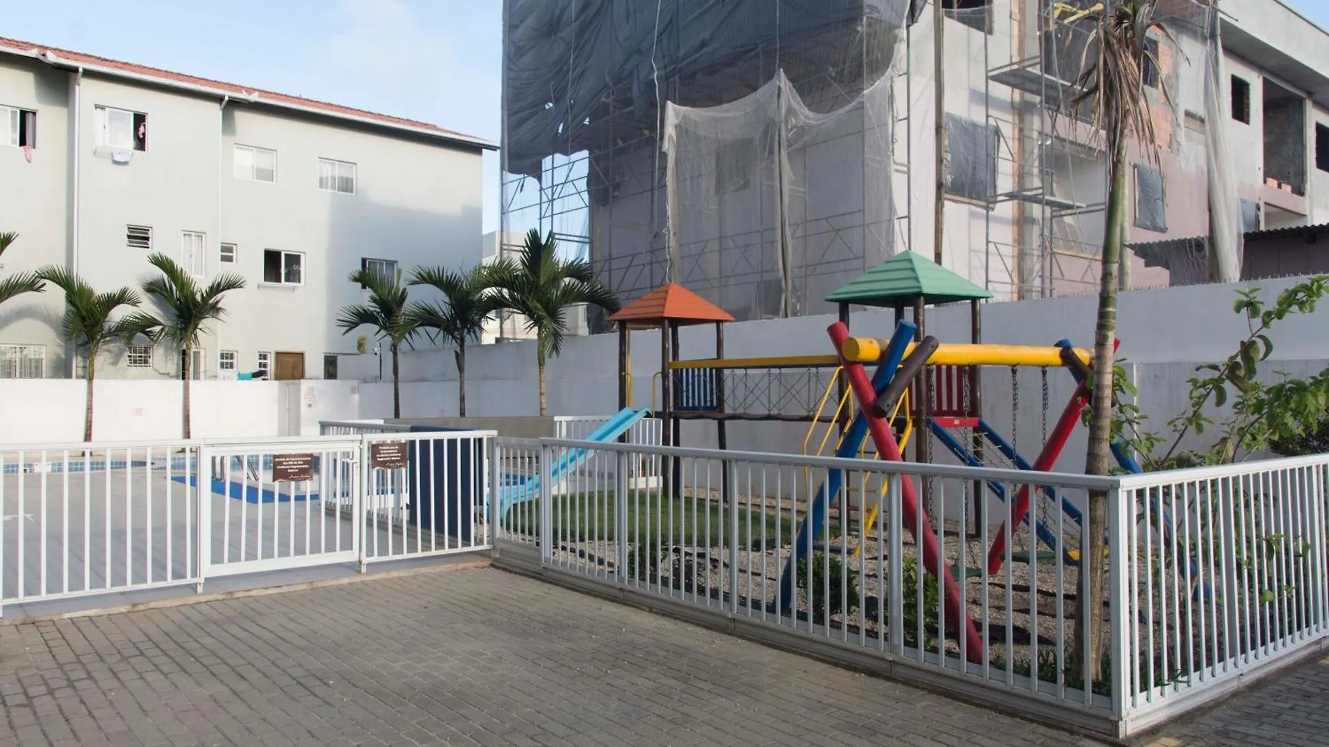 Cobertura No Centrinho Dos Ingleses Com Jacuzzi Privativa Ing-010-1303 Florianopolis Brazil
