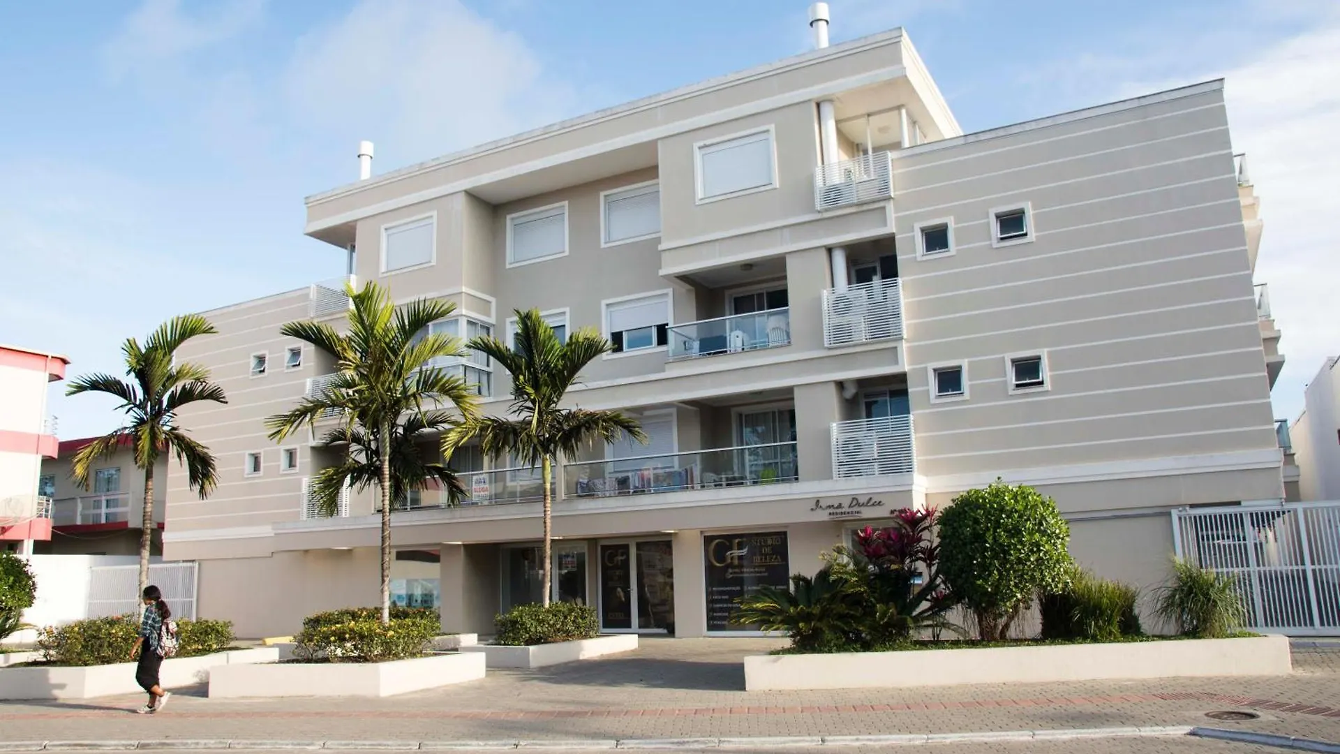 Cobertura No Centrinho Dos Ingleses Com Jacuzzi Privativa Ing-010-1303 Florianopolis